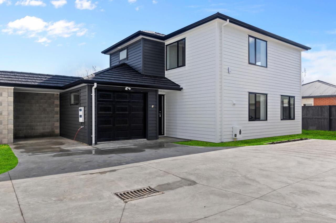 New House Walk To Rototuna Shopping Mall Villa Hamilton Esterno foto