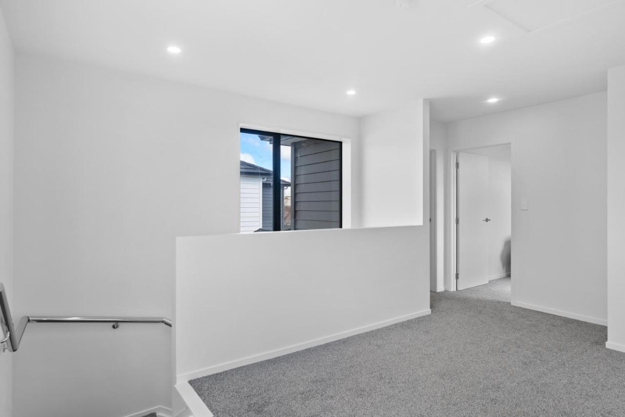 New House Walk To Rototuna Shopping Mall Villa Hamilton Esterno foto